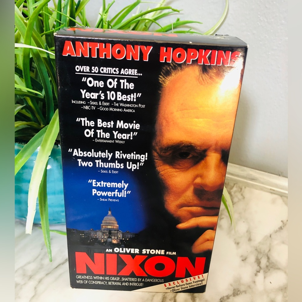 Nixon 1995 Oliver Stone 2 Tape VHS Set Anthony Hopkins Political Drama